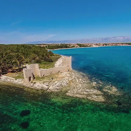 2 Bedroom Amazing In Vir