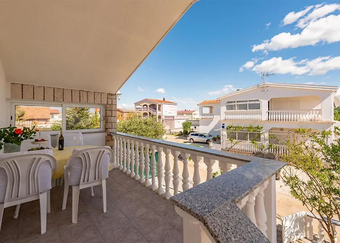 2 Bedroom Amazing In Appartamento *